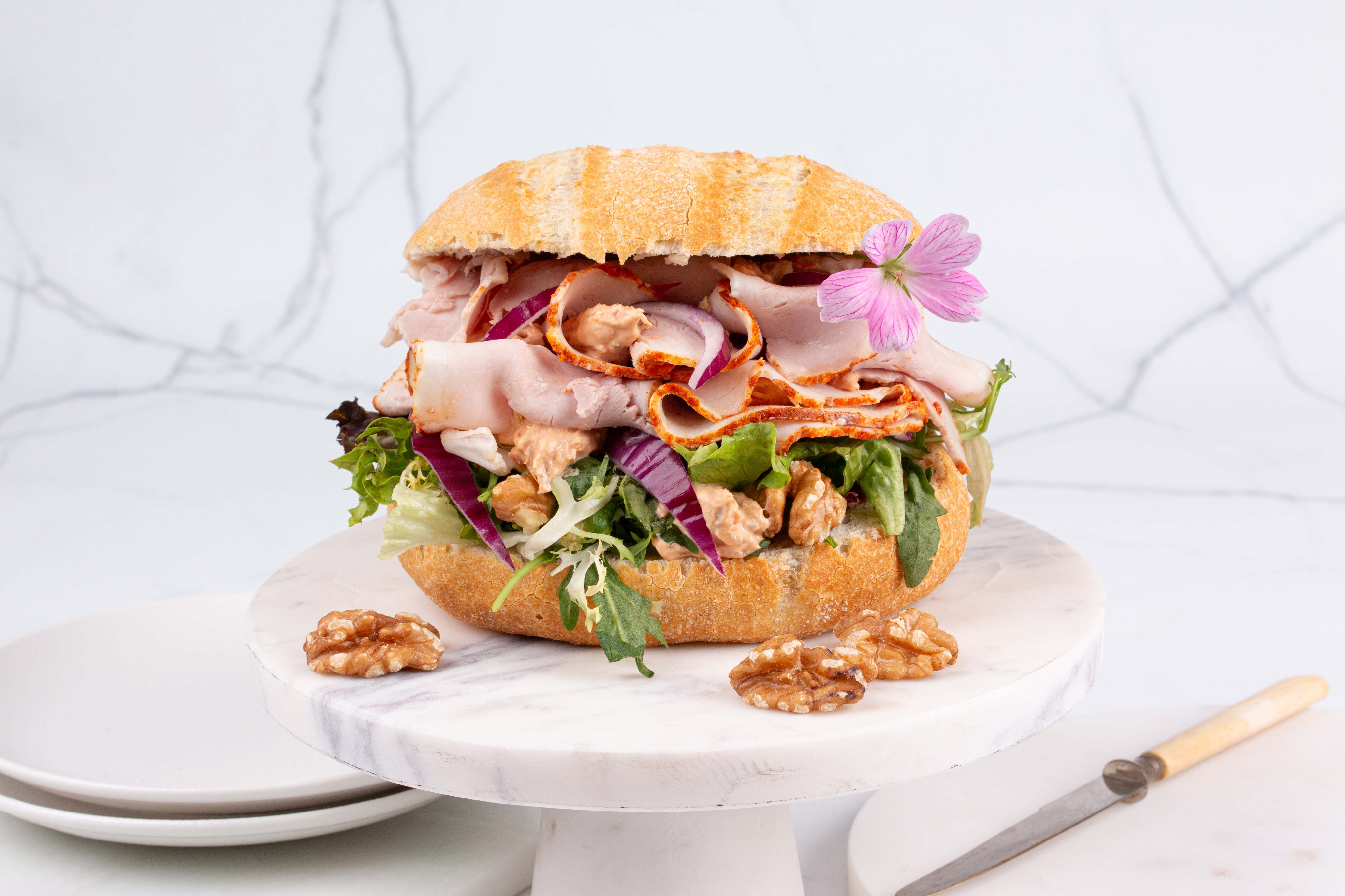 Broodje Vitello tonnato